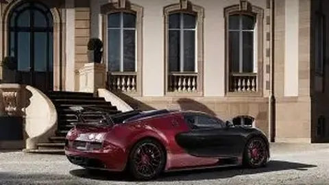 迪丽热巴现身三里屯，憔悴状态引关注，与精修图形成鲜明对比